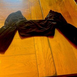 Urban outfitters size S crop top